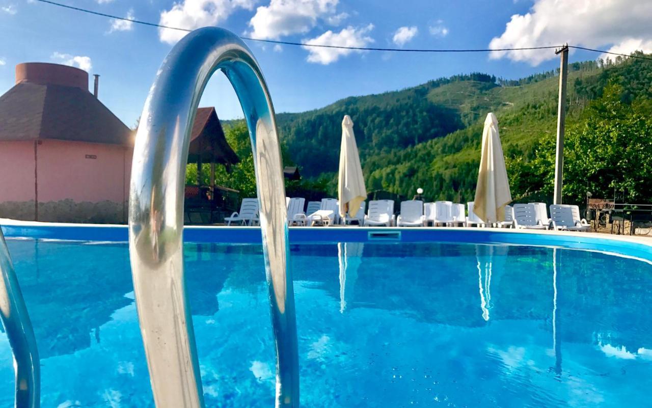Карпатський Затишок Hotell Slavskoje Eksteriør bilde