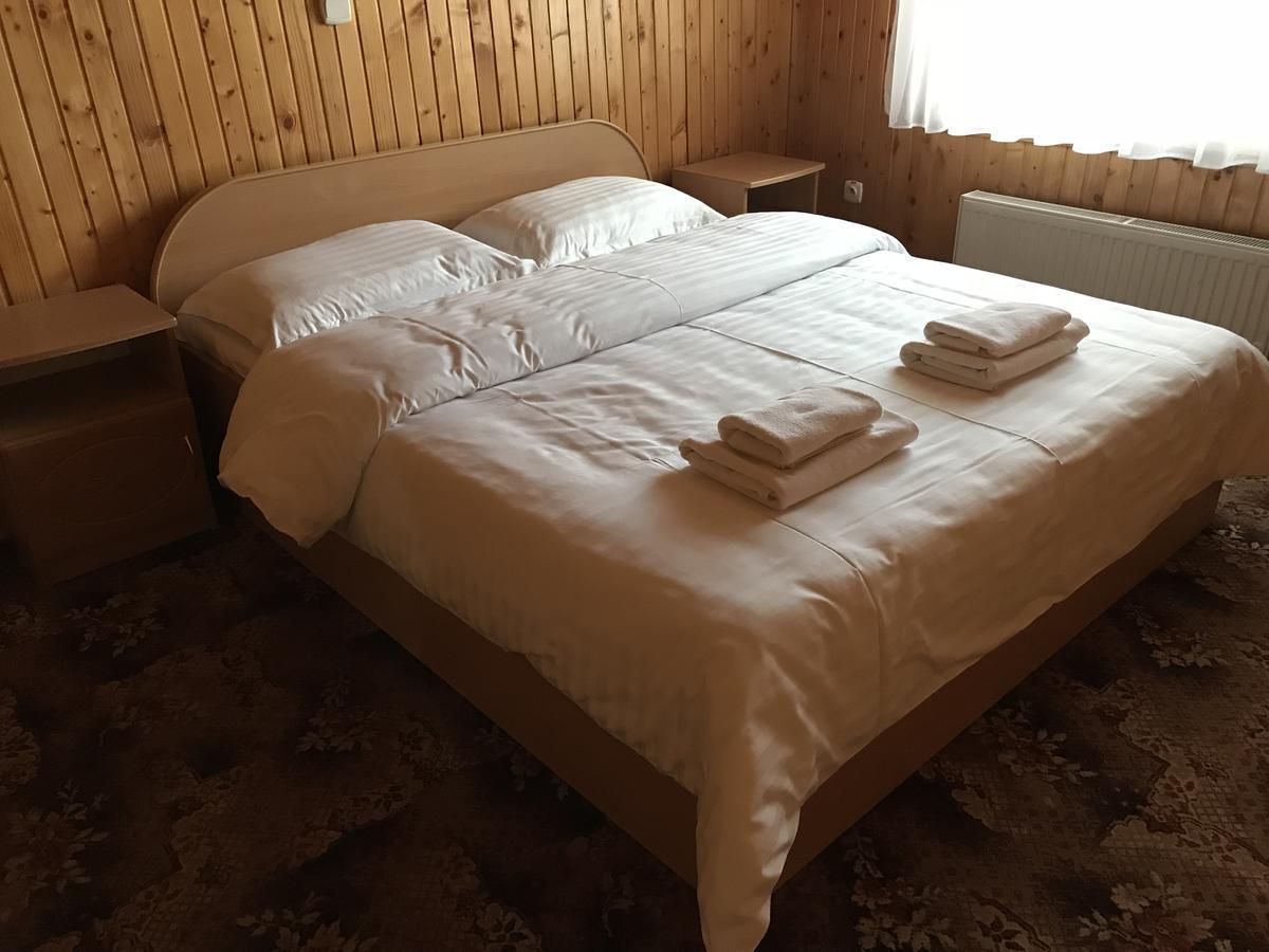 Карпатський Затишок Hotell Slavskoje Eksteriør bilde